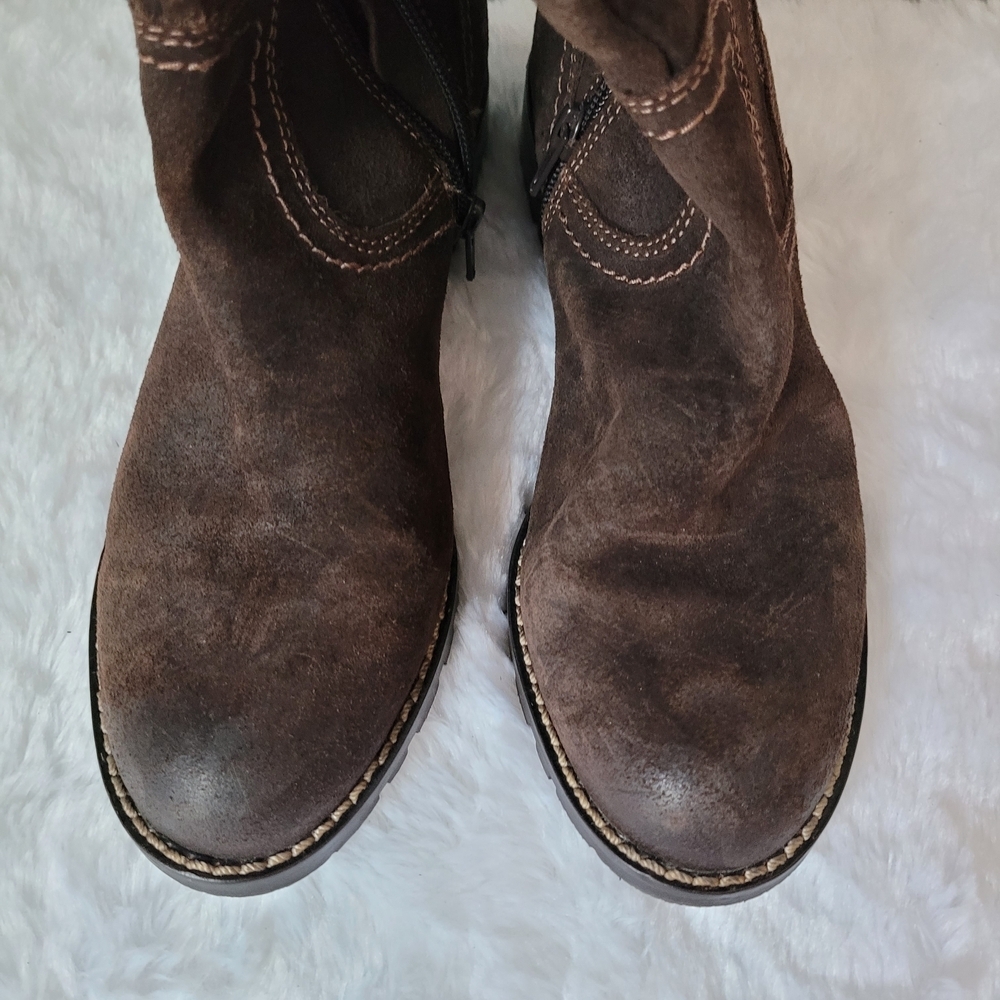 Brown Knee-High Boots - Picture 8 of 9